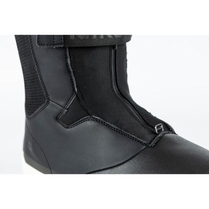 nitro-the-daily-black-snowsurf-boot